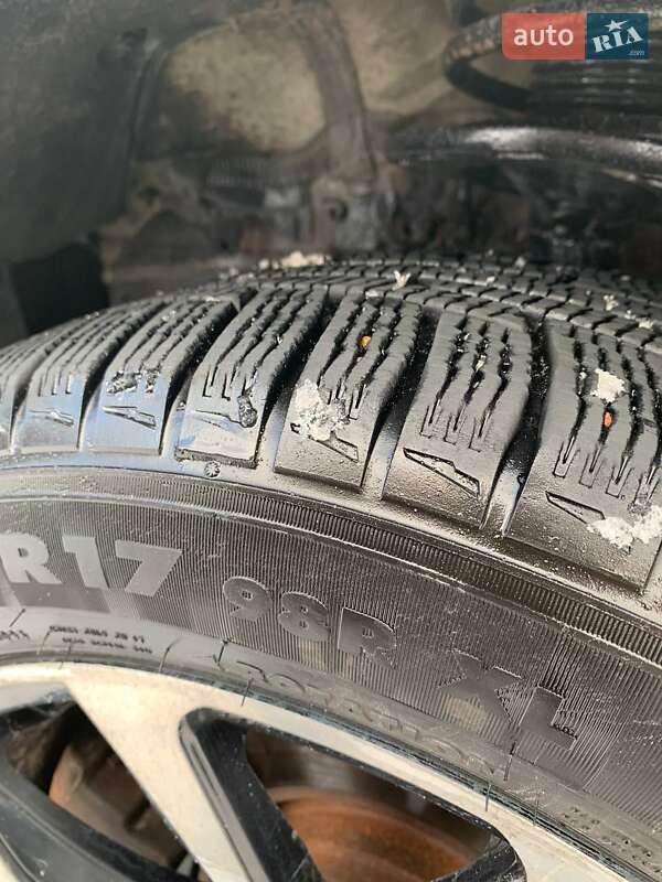 Універсал Toyota Avensis 2012 в Тернополі