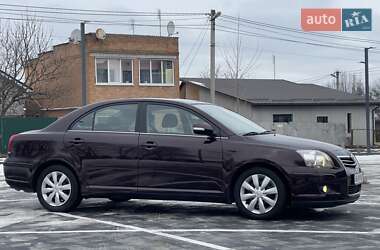 Седан Toyota Avensis 2008 в Виннице