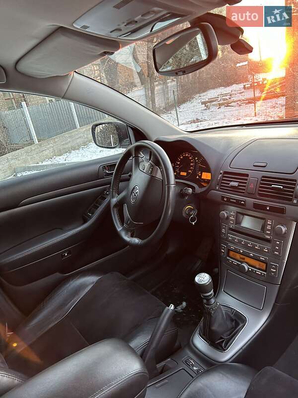 Универсал Toyota Avensis 2007 в Бершади