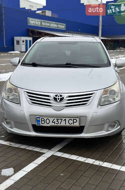 Універсал Toyota Avensis 2010 в Тернополі