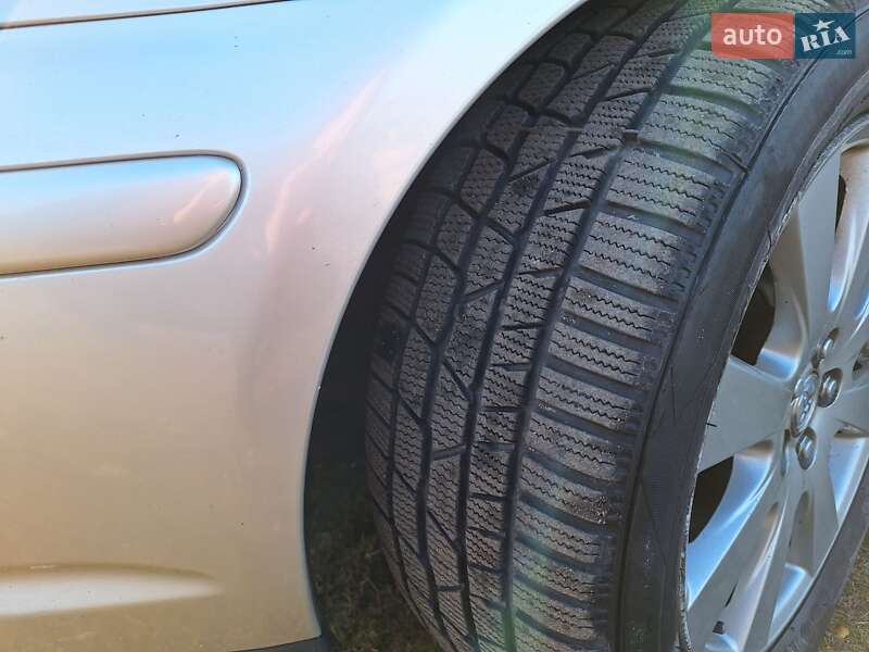 Лифтбек Toyota Avensis 2008 в Киеве