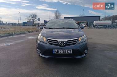 Універсал Toyota Avensis 2012 в Вінниці