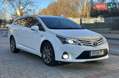 Універсал Toyota Avensis 2012 в Тернополі