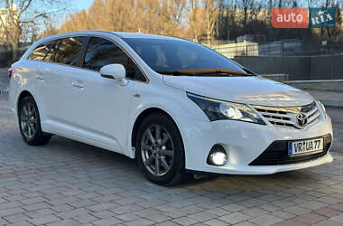 Універсал Toyota Avensis 2012 в Тернополі