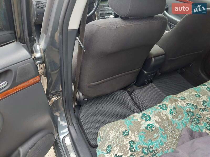 Универсал Toyota Avensis 2007 в Киеве