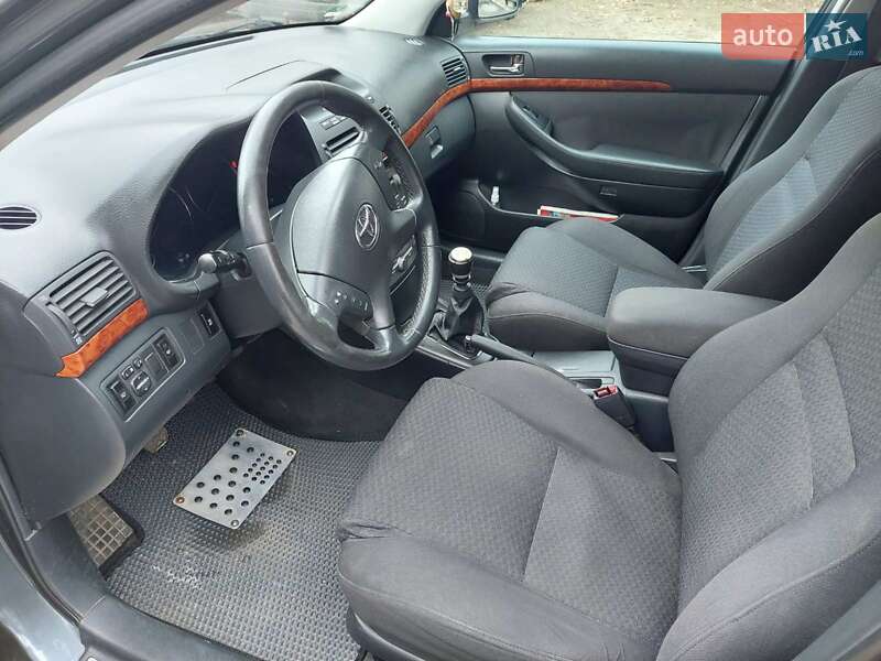 Универсал Toyota Avensis 2007 в Киеве
