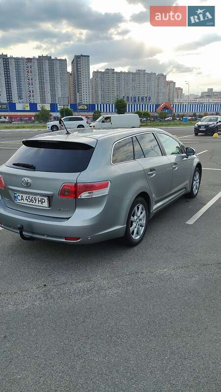 Toyota Avensis 2009