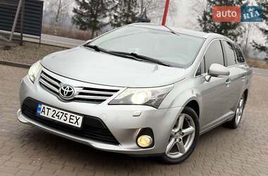 Универсал Toyota Avensis 2013 в Ивано-Франковске