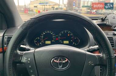 Седан Toyota Avensis 2005 в Николаеве