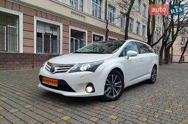 Універсал Toyota Avensis 2013 в Одесі