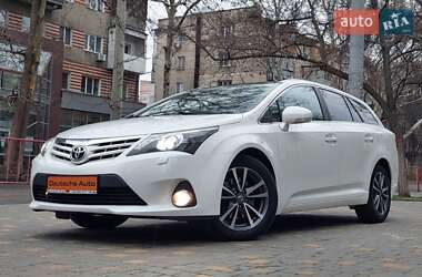 Універсал Toyota Avensis 2013 в Одесі