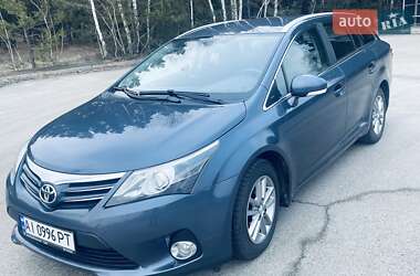 Универсал Toyota Avensis 2013 в Бородянке