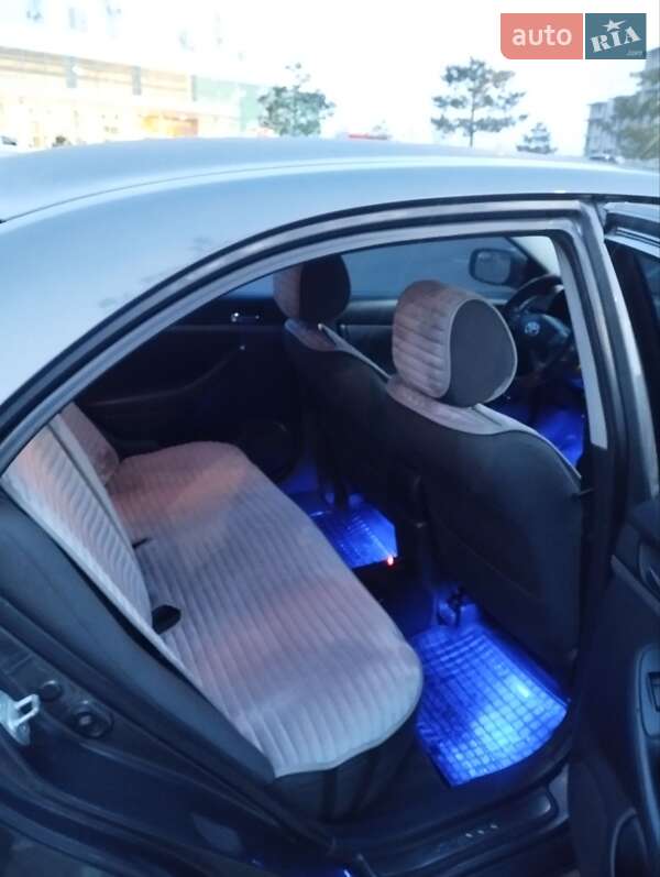 Седан Toyota Avensis 2008 в Очакові