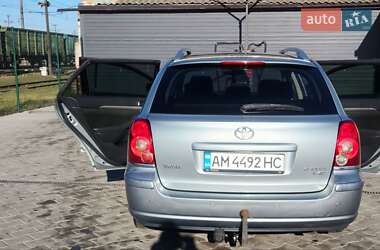 Універсал Toyota Avensis 2007 в Звягелі