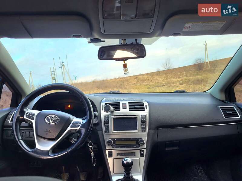 Седан Toyota Avensis 2012 в Ивано-Франковске фото 14 Седан Toyota Avensis 2012 в Ивано-Франковске