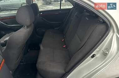 Седан Toyota Avensis 2005 в Пісочині