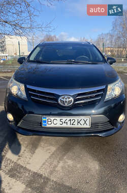 Универсал Toyota Avensis 2012 в Конотопе