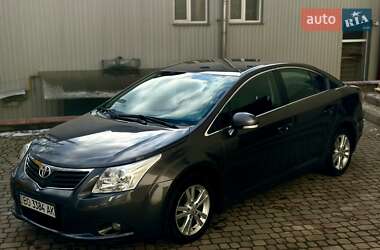 Седан Toyota Avensis 2011 в Тернополе