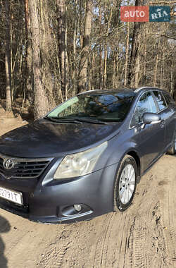 Універсал Toyota Avensis 2008 в Львові