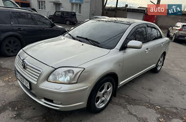 Седан Toyota Avensis 2005 в Николаеве