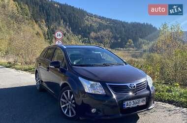 Універсал Toyota Avensis 2010 в Ужгороді