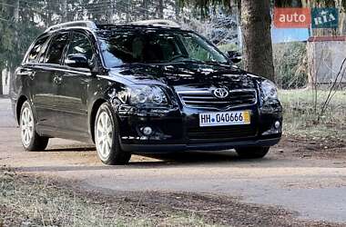 Универсал Toyota Avensis 2008 в Умани