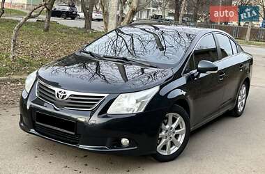 Седан Toyota Avensis 2011 в Мукачево