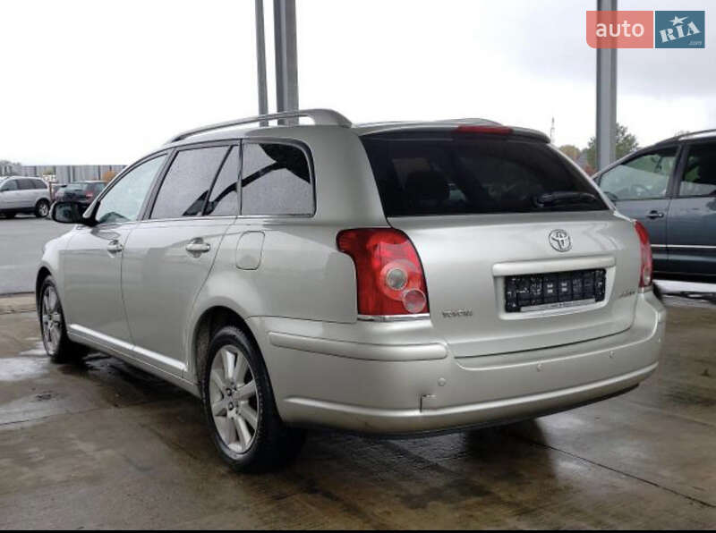 Універсал Toyota Avensis 2006 в Кам'янці-Бузькій