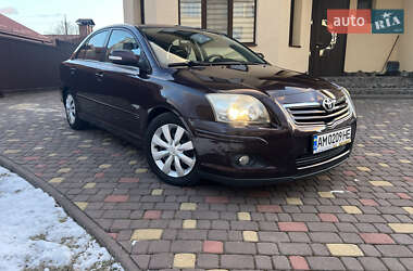 Седан Toyota Avensis 2006 в Львове