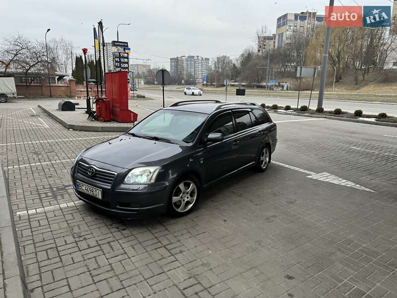 Универсал Toyota Avensis 2005 в Львове