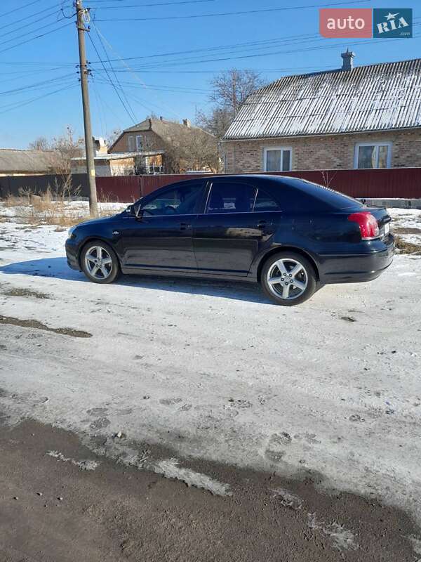 Ліфтбек Toyota Avensis 2007 в Радомишлі