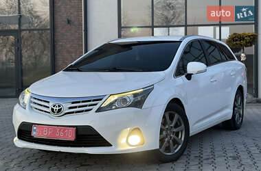 Универсал Toyota Avensis 2012 в Тернополе