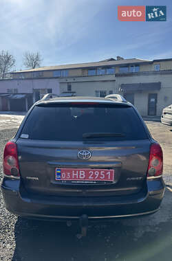 Універсал Toyota Avensis 2008 в Луцьку