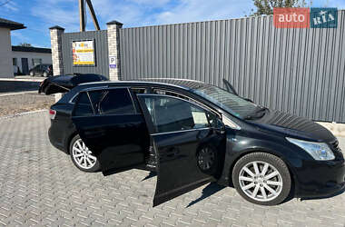 Універсал Toyota Avensis 2009 в Вінниці