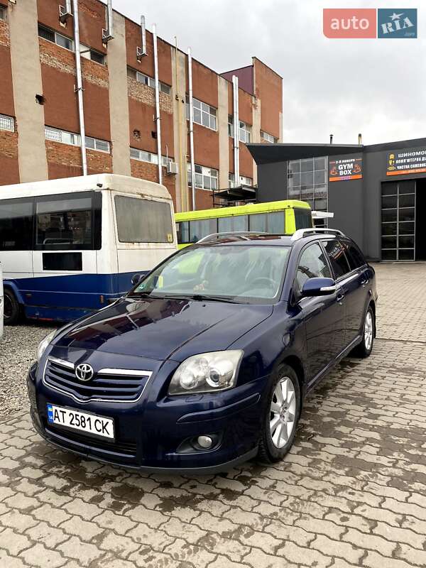 Універсал Toyota Avensis 2007 в Калуші