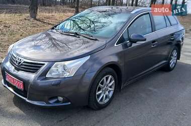 Універсал Toyota Avensis 2011 в Черкасах