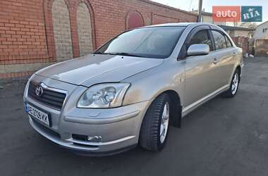 Седан Toyota Avensis 2004 в Днепре