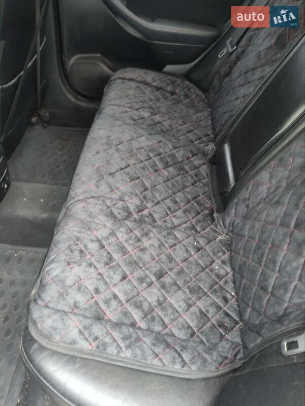 Седан Toyota Avensis 2004 в Белой Церкви