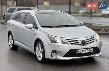 Універсал Toyota Avensis 2012 в Дніпрі