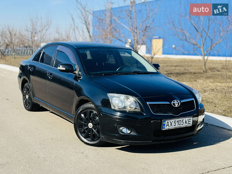 Седан Toyota Avensis 2008 в Харькове