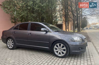 Седан Toyota Avensis 2008 в Львові