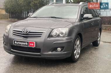 Універсал Toyota Avensis 2006 в Києві