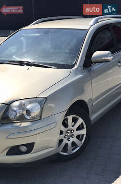 Універсал Toyota Avensis 2008 в Гайвороні
