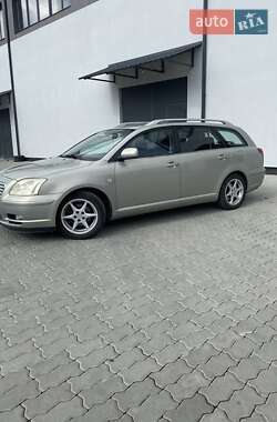 Універсал Toyota Avensis 2004 в 