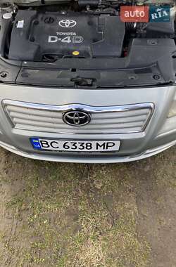 Універсал Toyota Avensis 2004 в 