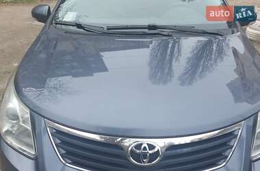 Седан Toyota Avensis 2010 в Одесі