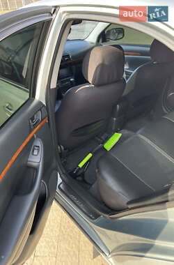 Седан Toyota Avensis 2008 в 