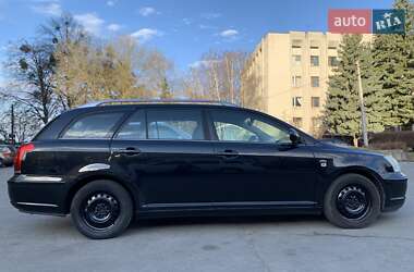 Универсал Toyota Avensis 2004 в 