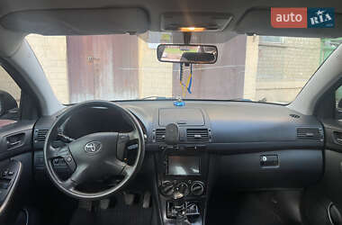 Ліфтбек Toyota Avensis 2008 в 
