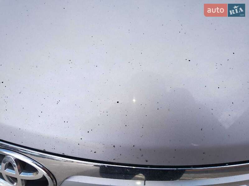 Седан Toyota Avensis 2009 в Пирятині